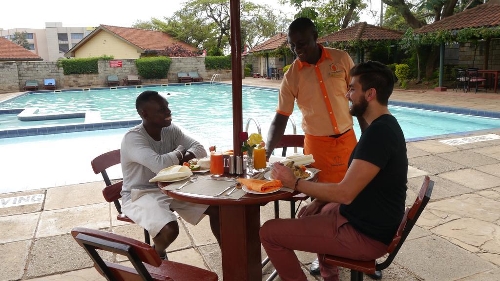 Jumuia Hotel Kisumu Ngoại thất bức ảnh