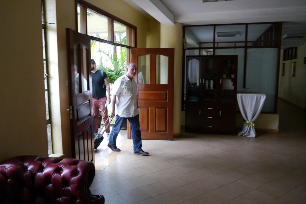 Jumuia Hotel Kisumu Ngoại thất bức ảnh