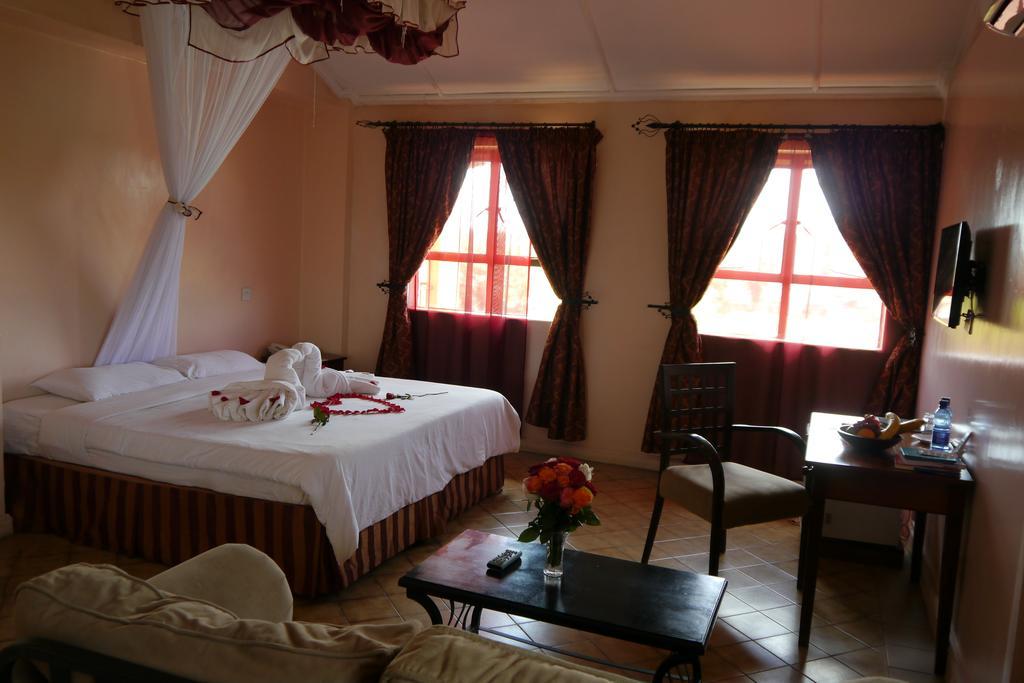 Jumuia Hotel Kisumu Ngoại thất bức ảnh