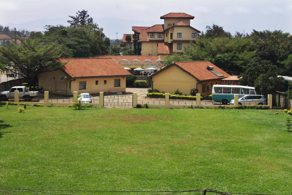 Jumuia Hotel Kisumu Ngoại thất bức ảnh