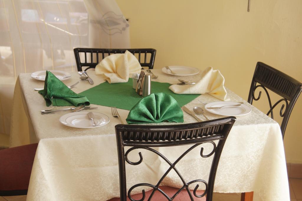 Jumuia Hotel Kisumu Ngoại thất bức ảnh