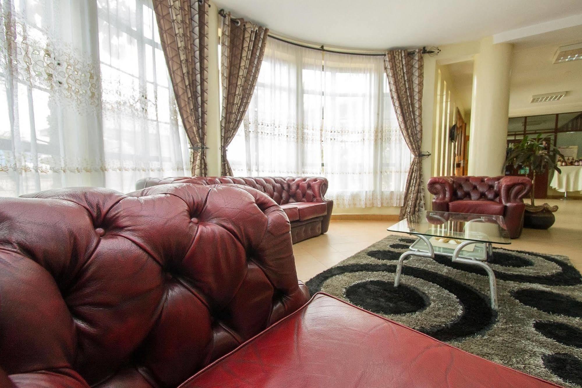 Jumuia Hotel Kisumu Ngoại thất bức ảnh
