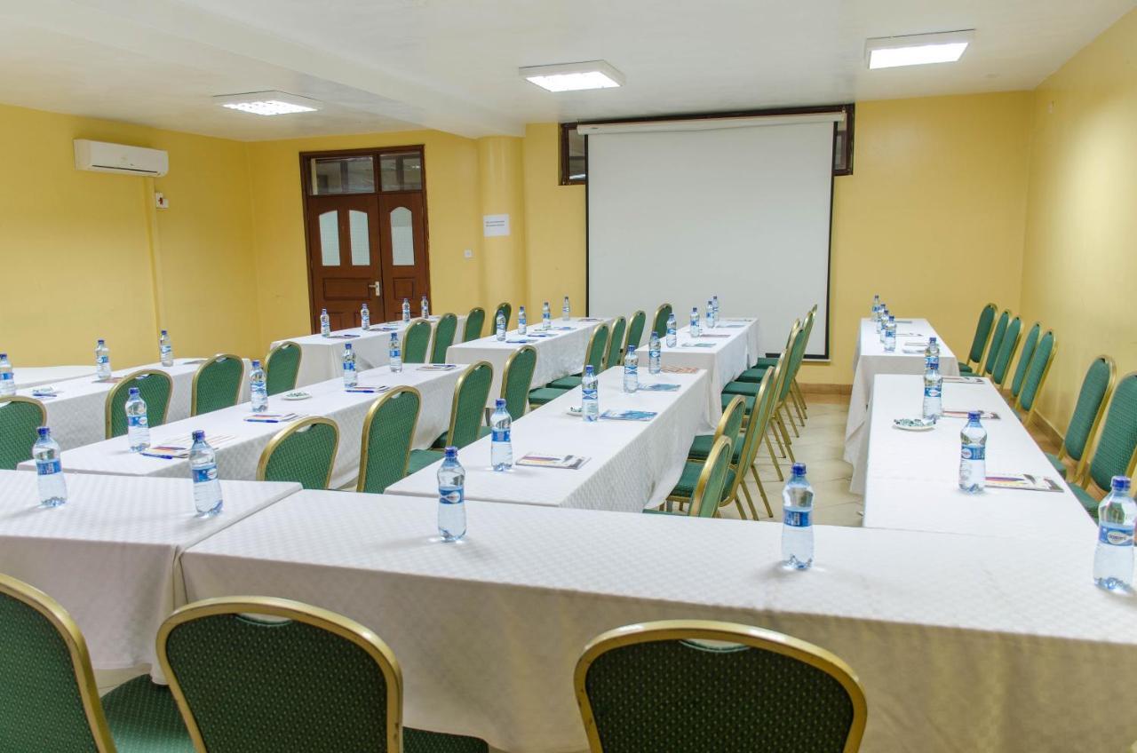 Jumuia Hotel Kisumu Ngoại thất bức ảnh